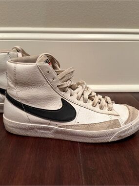 Nike White High-Top Sneakers with Black Swoosh 7Y (boys or girls)